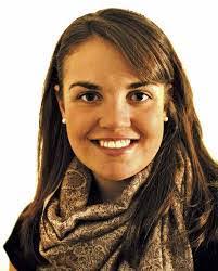 Dora Kinsey's Instagram, Twitter & Facebook