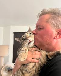 Happy birthday to my favorite person, the cutest boy, my bestie love and  most importantly the best cat dad ever!!! Its true! It says so