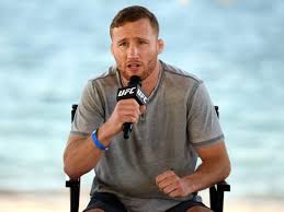 Et with preliminary bouts on espn, espn 2, espn+, and fight pass (more on those below). Khabib Vs Gaethje Uk Start Time What Time Does Ufc 254 Main Event Start Start In Uk Ufc Sport Express Co Uk