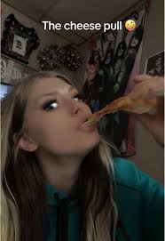 Caseys 4 Cheese Breadsitcks