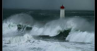 Christine Houle Geante A L Assaut D Audierne Natural Landmarks Lighthouse Landmarks