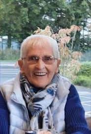 Jeannie Dodd's Instagram, Twitter & Facebook