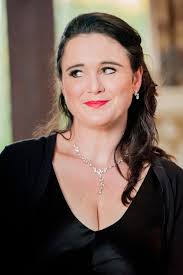 Hire Angela Good, Classical Soprano