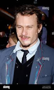 12 11 2005 hi-res stock photography and images