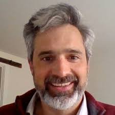 Robert Whitlatch's Instagram, Twitter & Facebook