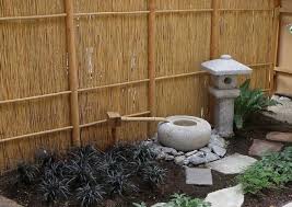 Auch eine reine rasenfläche wird man in einem asiatischen garten nicht finden. Kleinen Japanischen Garten Selber Anlegen Anleitung