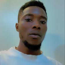 Warri Pikin has taken to social media with proof that life did not exactly  start out rosy for her and her husband. The comedian disclosed that her  partner was astonished that she