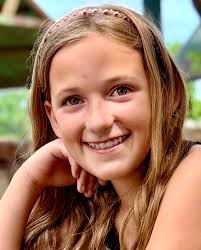 I am in need of trainer's girls at moonstar entertainment and am in need of  the following position 1: Rappers 2: Vocalist 3:Dancers 4: Manager 5:Co CEO  6: Editor 7: Color coded