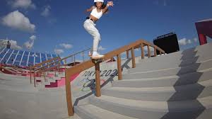 For the women's street, he likes either one of the two brazilian skaters of leticia bufoni and rayssa leal, or american mariah duran. Q0slh1v98keegm