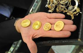 Maybe you would like to learn more about one of these? Gold Rate In Uae Price Of 1 Pavan Gold Price In Dubai Facebook