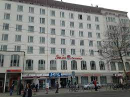 Search for the cheapest hotel deal for quality hotel, star inn premium bremen in bremen. Main Fassade Of Hotel Aufnahme Von Star Inn Hotel Premium Bremen Columbus Tripadvisor