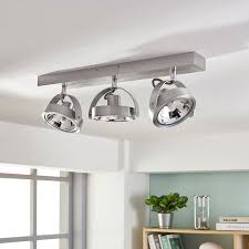 Pourtant à l'intérieur du pot, le spot est bien chaud. Plafonnier Avec Spots Led Lieven En Alu 3 Lampes Luminaire Fr