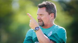 Clube da Série A do Brasileirão demite técnico antes da parada para Copa