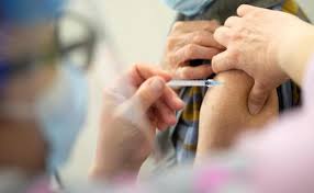 De ahí que españa «se sume al resto de países que han optado por esta suspensión». Vacuna Covid La Segunda Dosis De Casi Un Millon De Vacunados Con Astrazeneca En Espana En El Aire Diario Sur