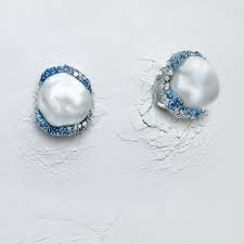 The seasons collection extra warmth white goose down comforter. 4 Seasons Collection Art Direction Design