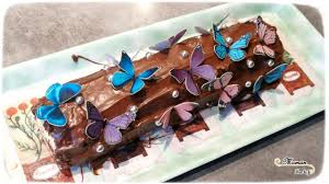 Trouvez l'inspiration parmi nos réalisations et commandez le vôtre. Gateaux Sur Le Theme Des Papillons Anniversaire Maman Sur Le Fil