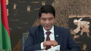 Résultats pour chaque course, y compris les résultats en direct, résultats finaux de la course, entraînements, essais et temps de qualifications. President Andry Rajoelina Sur Le Constitution 24 04 19 Youtube