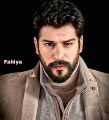 The darkest nights, shines the brightest star. I do see the symbolism for  Guel in this scene.