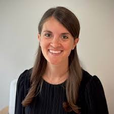 Anna Snook's Instagram, Twitter & Facebook