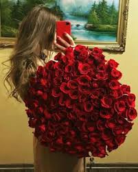باقة ورد هدية Flower Arrangements Beautiful Flowers Beautiful Roses