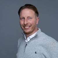 Victoria Edge Email & Phone Number