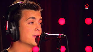 In 2011 werd hij belgisch kampioen. Niels Destadsbader Hey Pa Songtekst