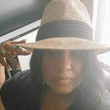 The Urban Port 32-Inch Artisanal Round Drum Coffee Table, Hammered Embossed  Texturing, Aluminum, Antique Brass: Buy Online at Best Price in UAE