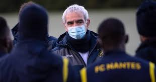 Many everton fans have been left to fume as a transfer update emerged on randal kolo muani. Furious Fc Nantes Fans Disrupt Domenech S First Training Foreign Football Netherlands News Live