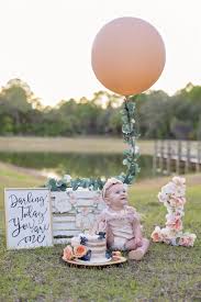 1st Birthday Outdoor Birthday Photoshoot Ideas For Adults Pin By Shiran Taub On Floral First Birthday Cake Smash Outdoor Baby Girl 1st Birthday Happy Birthday Baby Girl 1st Birthday Pictures