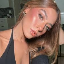 Max Dávila (@Davila1611)