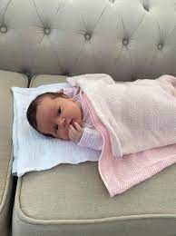 Jun 27, 2021 · v. L L Junior Vegre Megmutatta Gyonyoru Kislanyat