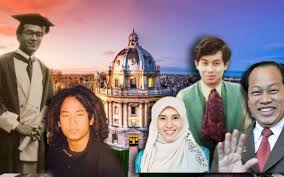 Perkembangan terkini situasi politik negara bersama hakim rahman dan nailah huda. 10 Ahli Politik Malaysia Yang Berkelulusan Universiti Terkemuka Luar Negara Bahagian 1 Iluminasi