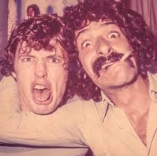 Wireless Guitar System Inventor Remembers Working With Pink Floyd, AC/DC,  Van Halen, Jimi Hendrix, and Others