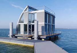 Eigentümer, die billig bauen, erfüllen sich diesen traum vom eigenen haus trotz steigender häuserpreise. Billig Bauen Im Baukastensystem Bauemotion De