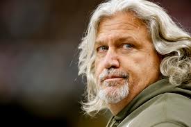 Is ex-Cowboys coordinator Rob Ryan's long hair keeping him from getting an  NFL head coaching job?
