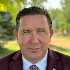 Nikki Carson's Instagram, Twitter & Facebook