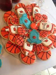When planning a baby shower there are many different options you have, you can have a big event with a lot of people or a small shower with just close friends and family. Basketball Themed Baby Shower Ig Meras Cakes Basketball Baby Shower Basketball Theme Baby Shower Baby Shower
