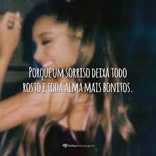 125 Legendas Para Foto Sorrindo Que Representam Sua Felicidade Legenda Para Foto Sorrindo Legenda Para Fotos Instagram Frases Para Fotos Sorrindo Esta procurando por uma frase para postar junto com sua selfie no instagram ou outra rede social? 125 legendas para foto sorrindo que