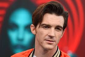 She won the california women's state championships at the age of 16 and continued to win for the next two consecutive years. Drake And Josh Star Drake Bell Charged With An Attempted Child Endangerment Net Worth Height Ethnicity