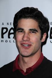 Darren Criss & Mia Swift imagen de archivo editorial. Imagen de amperio