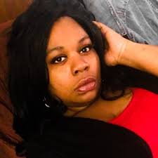 The only thing i put on my hair as far as chemicals would be hair dye. La Toya Wright Mdiv Aka Full Disclosure Imrhoyalty Twitter