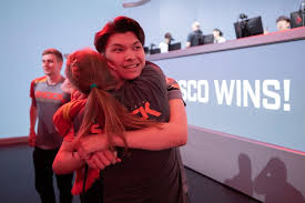 Sinatraa would force himself on cleo during multiple occasions, when she's clearly saying no during sex, which is supported by an audio recording she. Sinatraa On Climbing Back To Finals We Choked Last Time We Can T Choke Again Upcomer