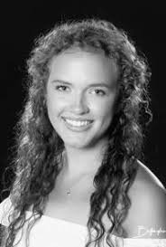 Fernandez, Mazzie, Melvin, Wagner serve as Senior Court Princesses