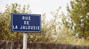 Problème, il arrive que la jalousie s'immisce dans le couple de façon envahissante et devienne obsessionnelle. La Jalousie Dans Le Couple