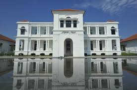 Untuk menempah tiket, sila klik disini. Top 16 Tempat Menarik Di Pekan Pahang Terbaik Dan Untuk Percutian