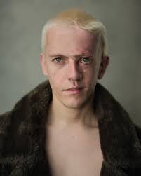 Robert Rhodes (@robertrhodesactor) • Instagram photos and videos