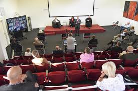 The bank im bistum essen (bib) is a full licensed cooperative bank in the city of essen and member of the cooperative banking system in germany. Overbeck Kirche Kann Beitragen Vertrauen In Demokratie Zu Starken