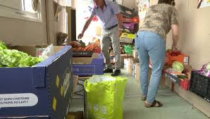 If you're watching your pennies and sticking to a budget, it doesn't make sense to pay for the privilege of ke. Reliance On Food Banks Grows In France Amid Covid 19 Fallout Cgtn