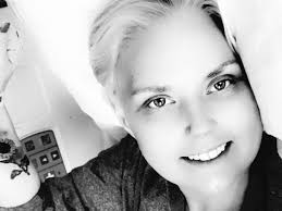 Fundraiser for Lindsay Brand by Amanda Rich : My bestfriend has cancer! She  is 35!!!