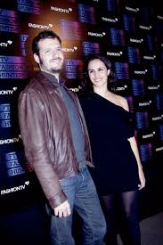 Yo no soy la feña pero soy como su mano derecha hablamos entre las dos y esta pagina es para todas. Fernanda Urrejola And Stephano Benaglia Dating Gossip News Photos